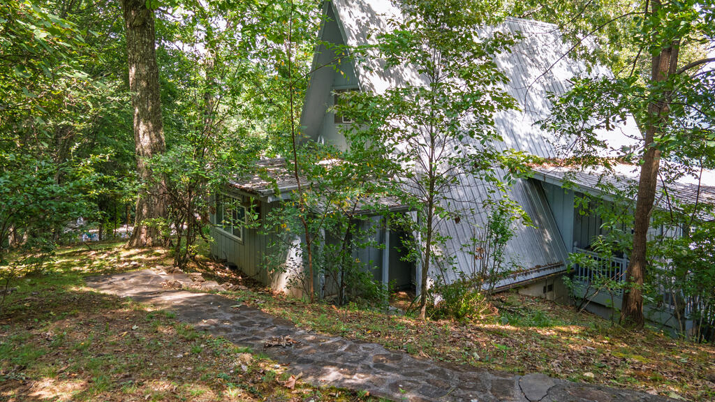 889 BIG RIDGE RD