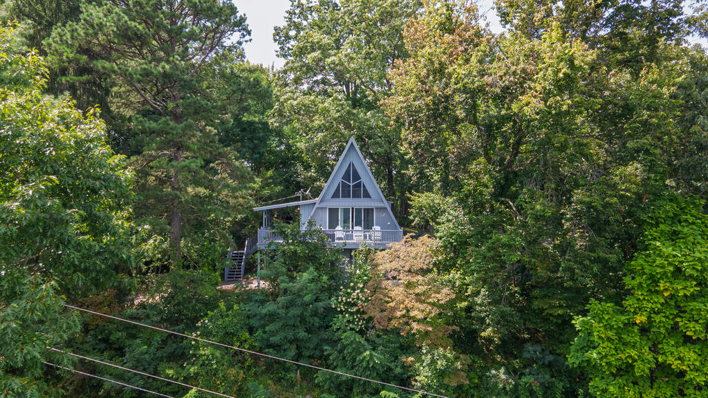 889 BIG RIDGE RD