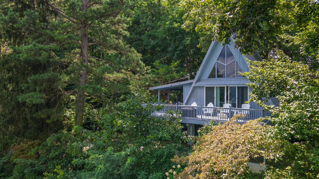 889 BIG RIDGE RD