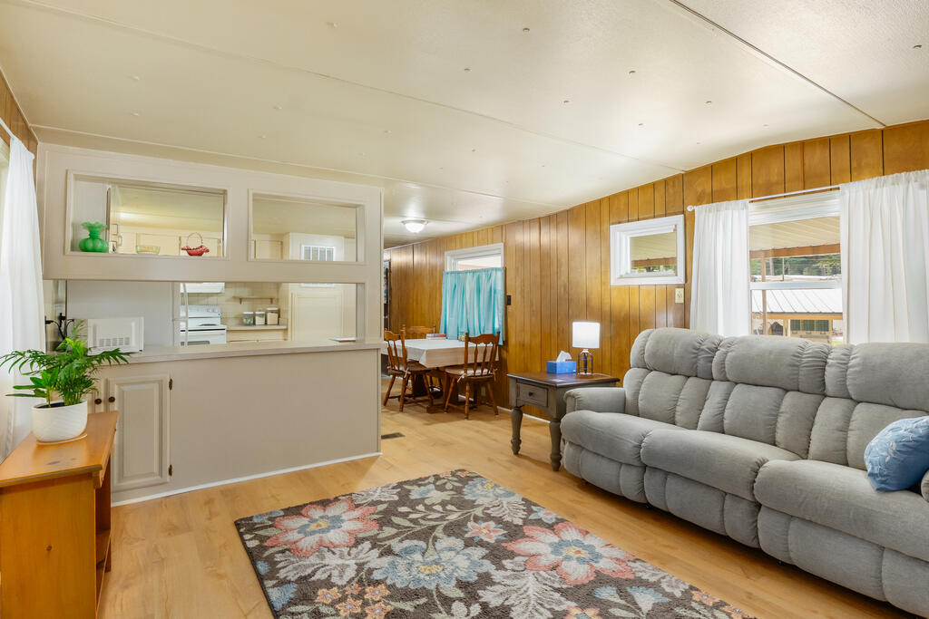 173 Pine Hill Park