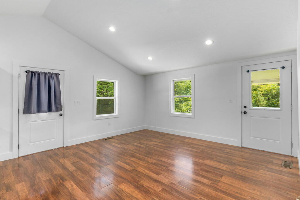 631 Fox Hollow Circle