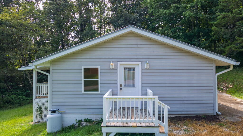 631 Fox Hollow Circle