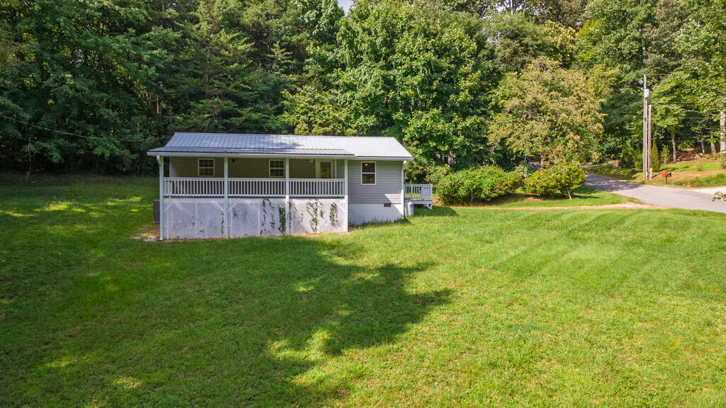 631 Fox Hollow Circle