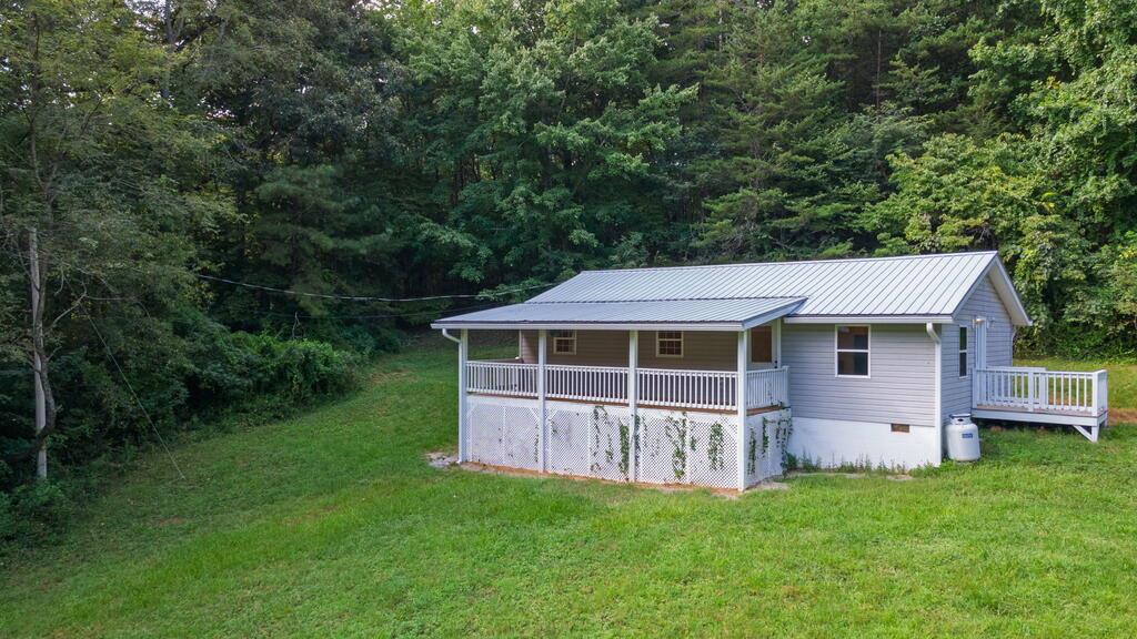 631 Fox Hollow Circle