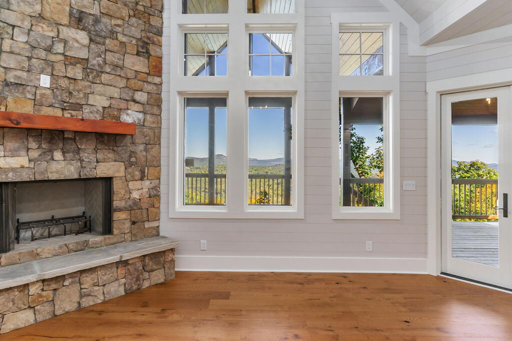 523 Broadview Drive