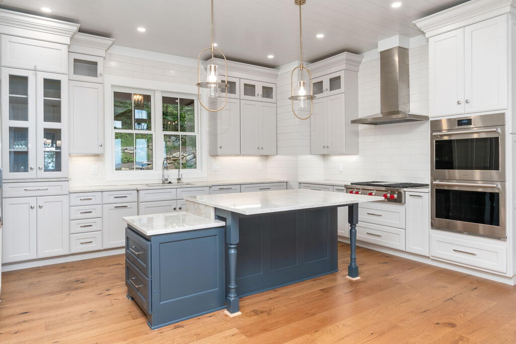 523 Broadview Drive