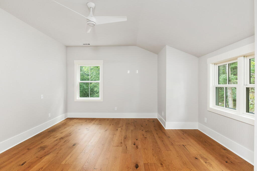 523 Broadview Drive