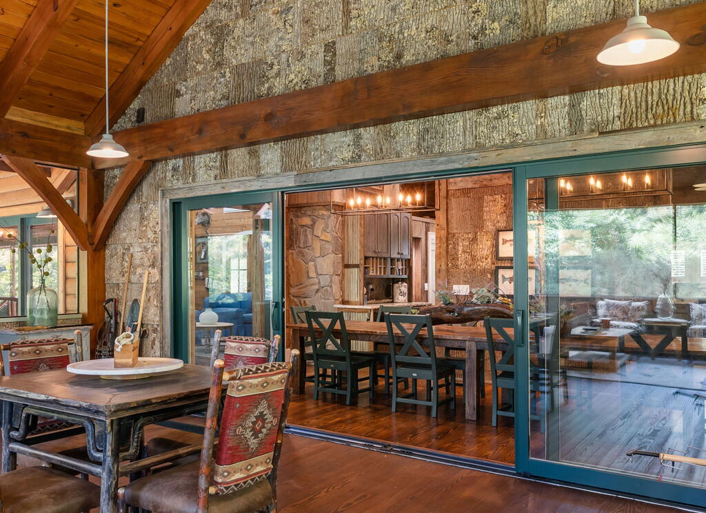 284 Coweeta Lake Circle