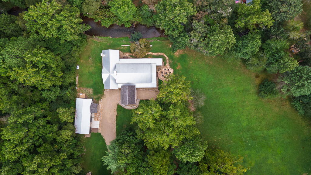 284 Coweeta Lake Circle