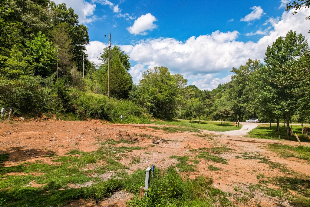 4092 Rose Creek Rd