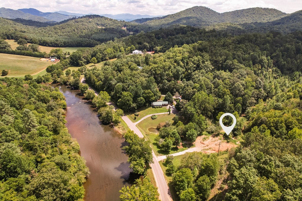 4092 Rose Creek Rd