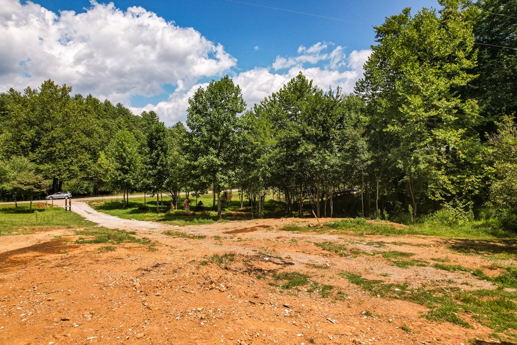 4092 Rose Creek Rd