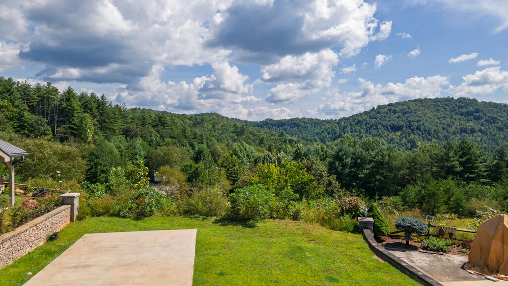 328 Sunset View Trail