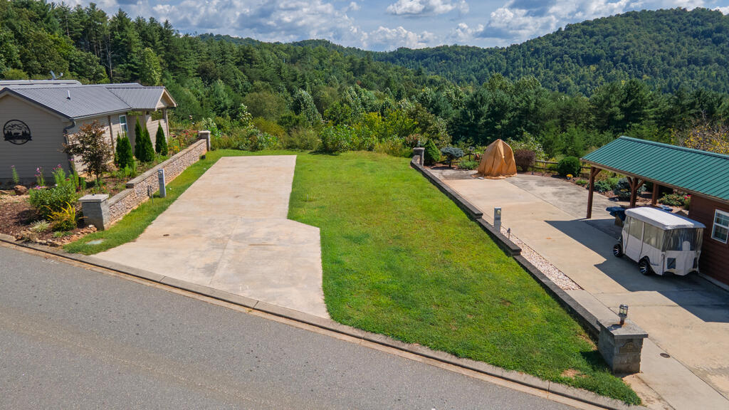 328 Sunset View Trail