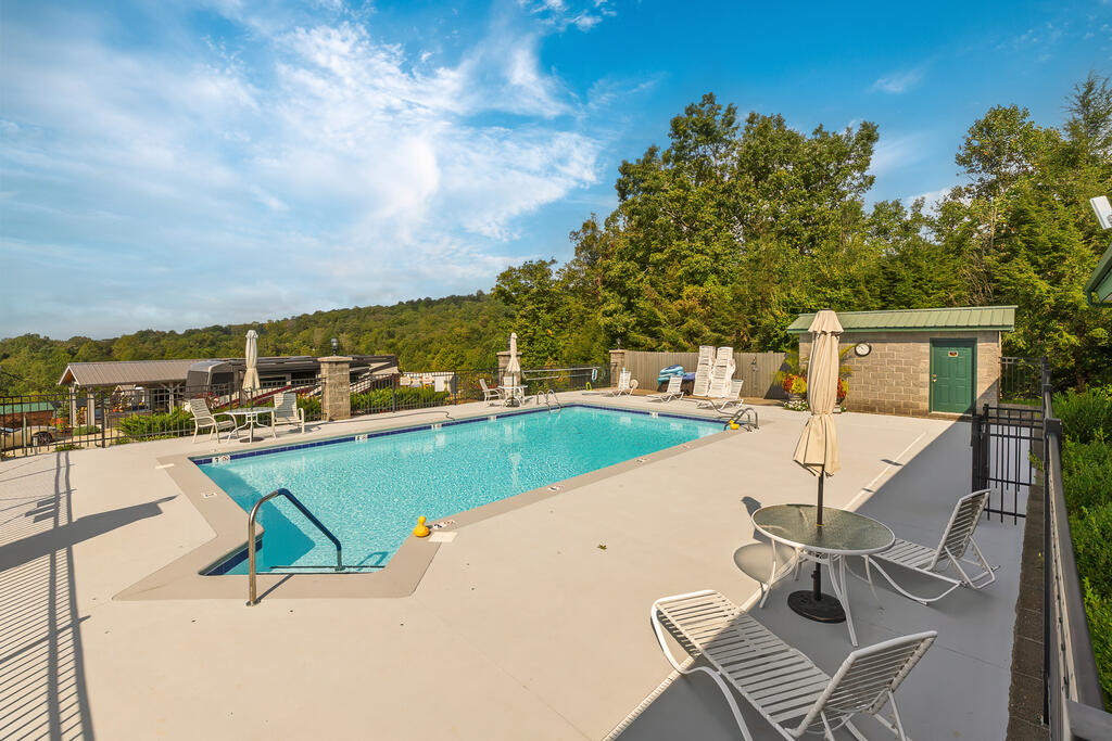 328 Sunset View Trail