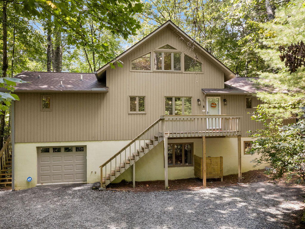 120 HOLLY FOREST CT