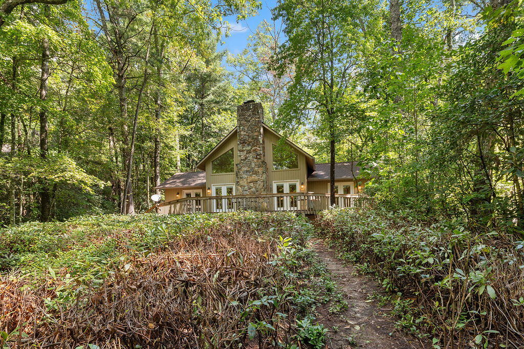 120 HOLLY FOREST CT