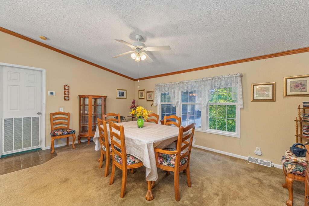 111 WESTWOOD DR