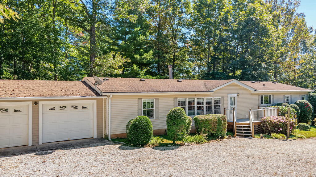 111 WESTWOOD DR