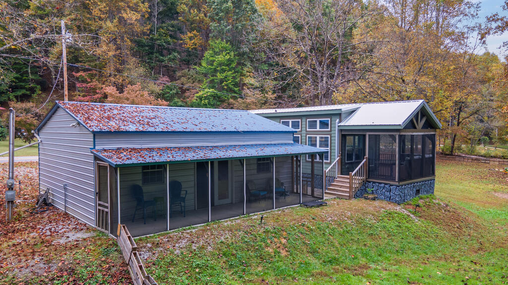 1044 Ray Creek Rd.