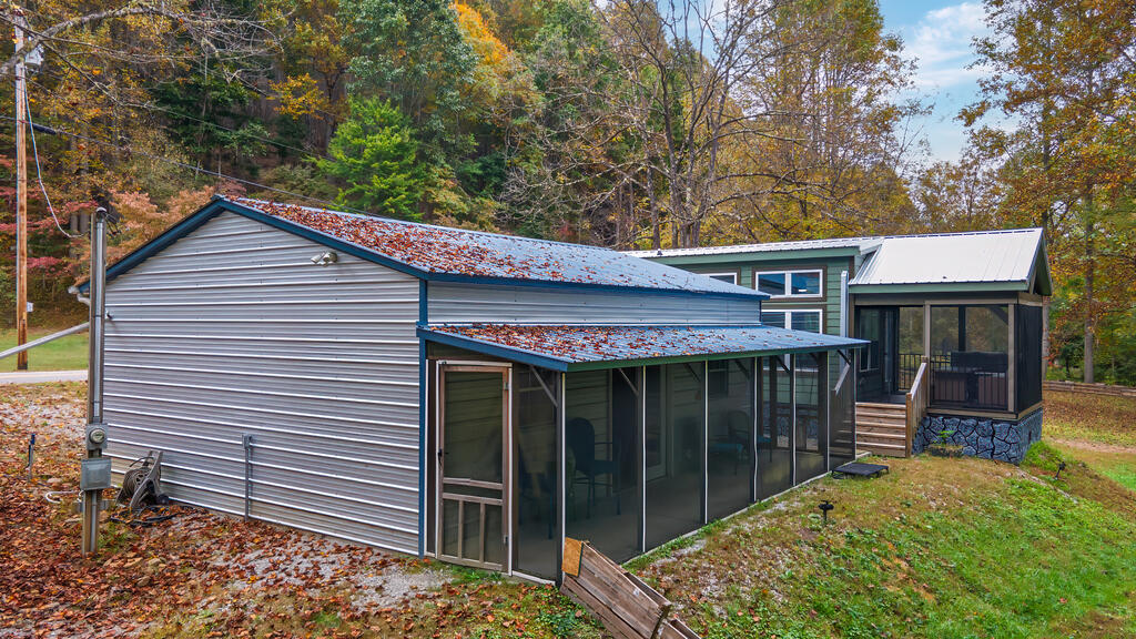 1044 Ray Creek Rd.