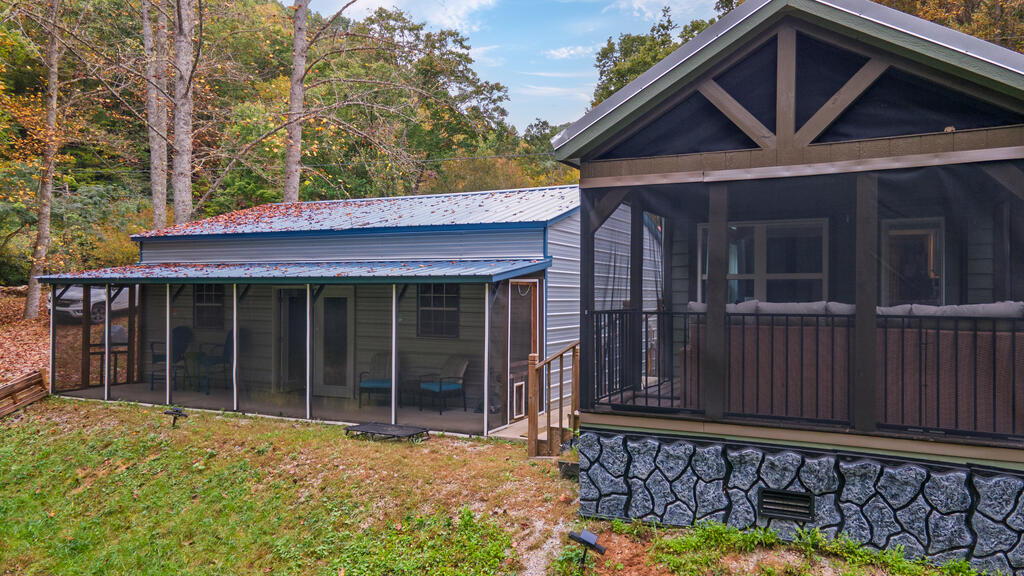 1044 Ray Creek Rd.