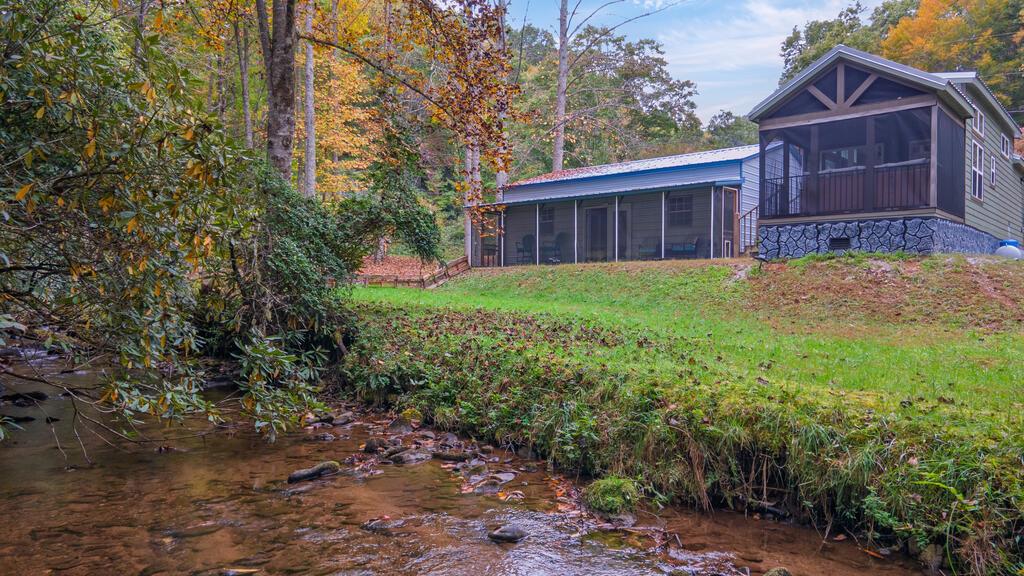 1044 Ray Creek Rd.