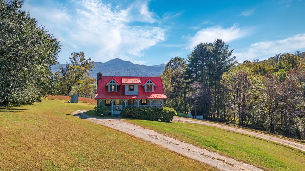 1650 Wide Horizon Drive
