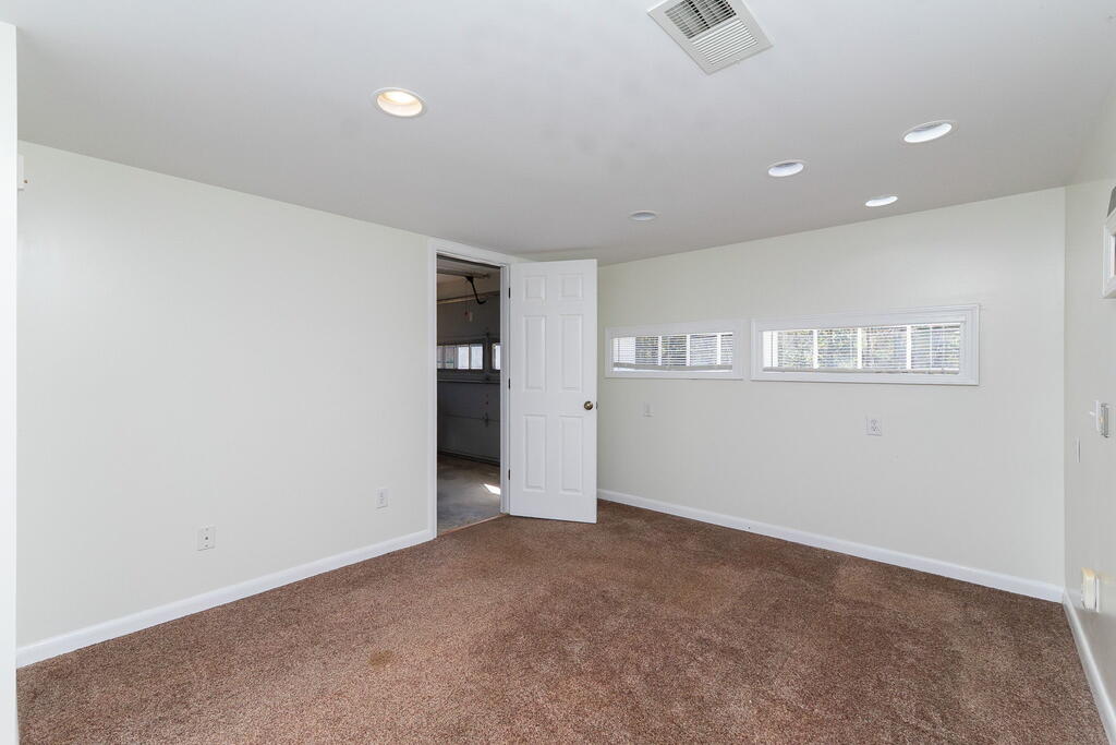 1650 Wide Horizon Drive