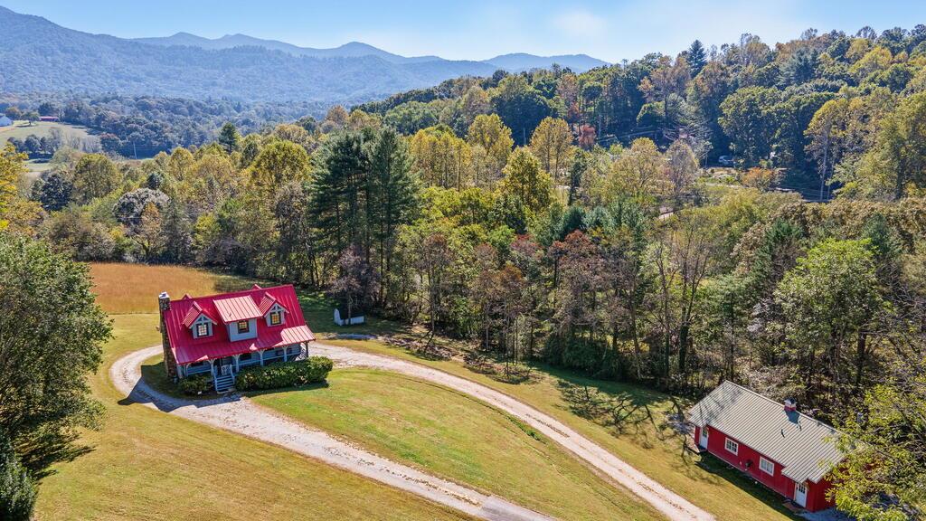 1650 Wide Horizon Drive