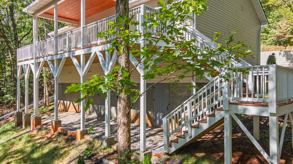 88 Foxwood Dr.