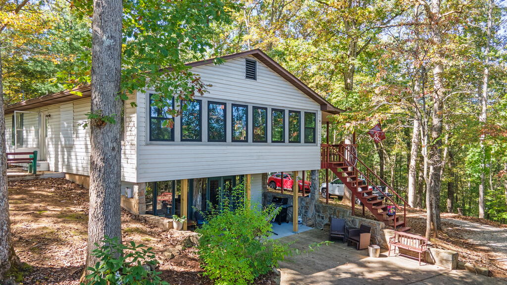 93 Dale Drive