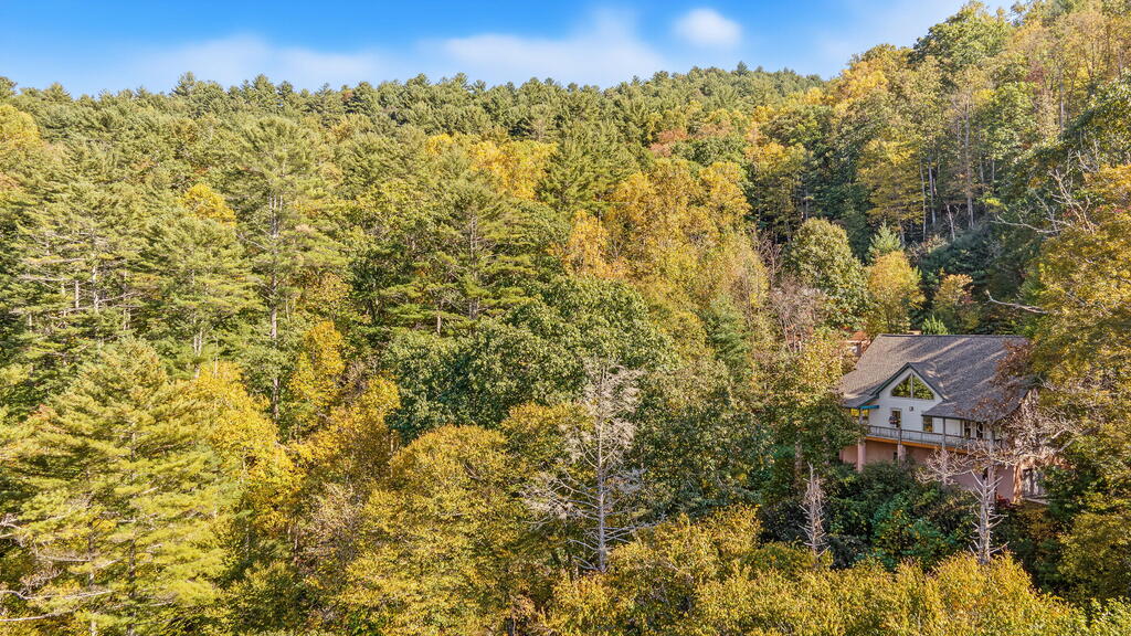 75 Doe Falls Rd