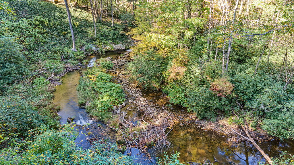 75 Doe Falls Rd