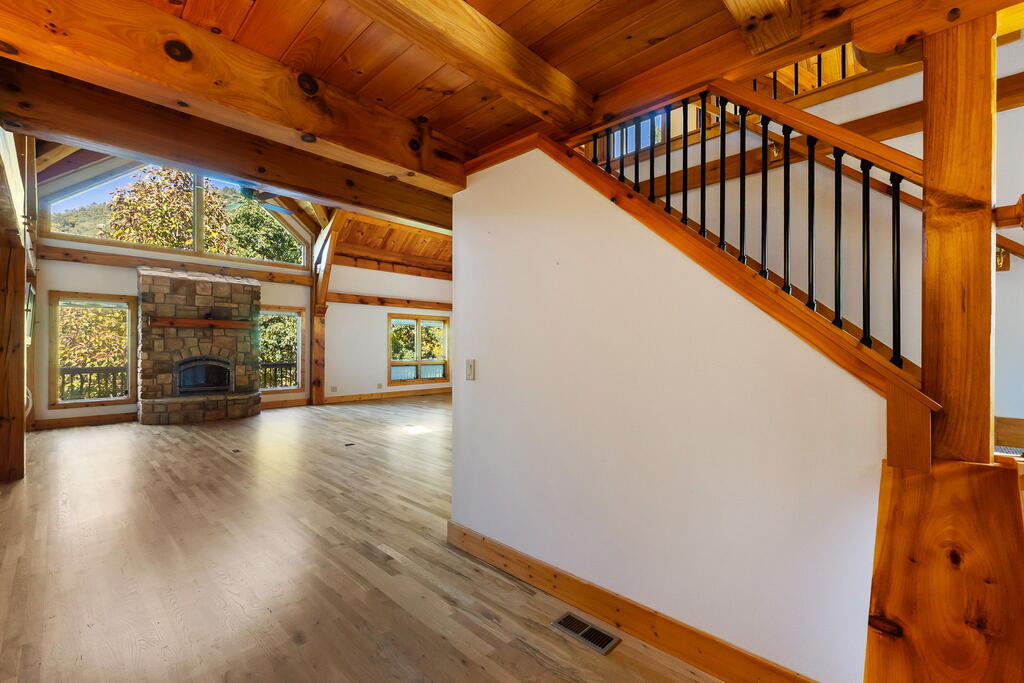 75 Doe Falls Rd