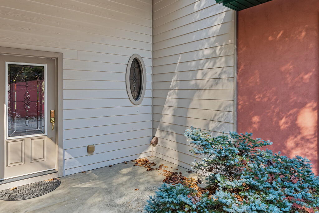 75 Doe Falls Rd
