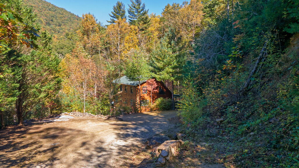75 Doe Falls Rd