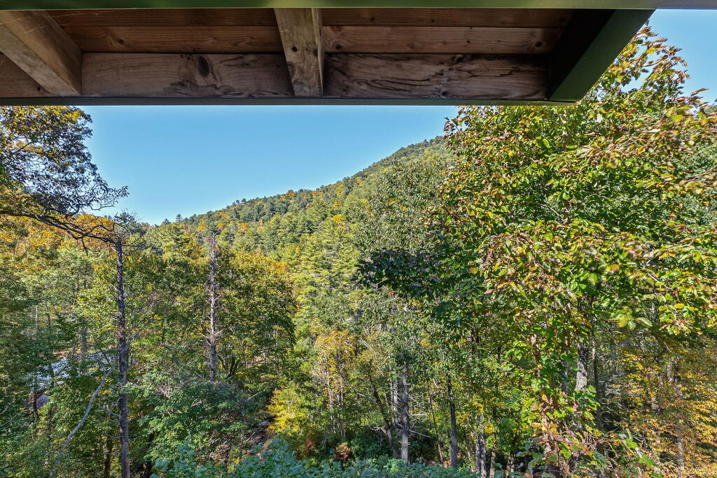 75 Doe Falls Rd