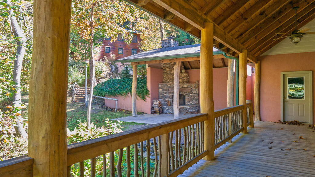 75 Doe Falls Rd