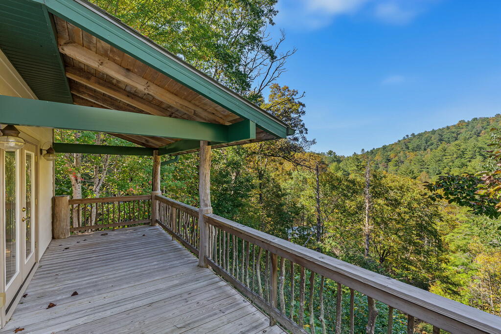 75 Doe Falls Rd