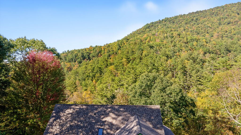 75 Doe Falls Rd