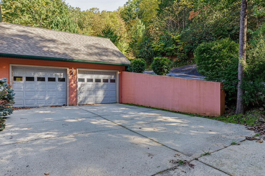 75 Doe Falls Rd