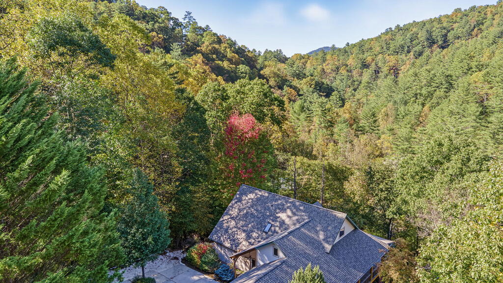 75 Doe Falls Rd
