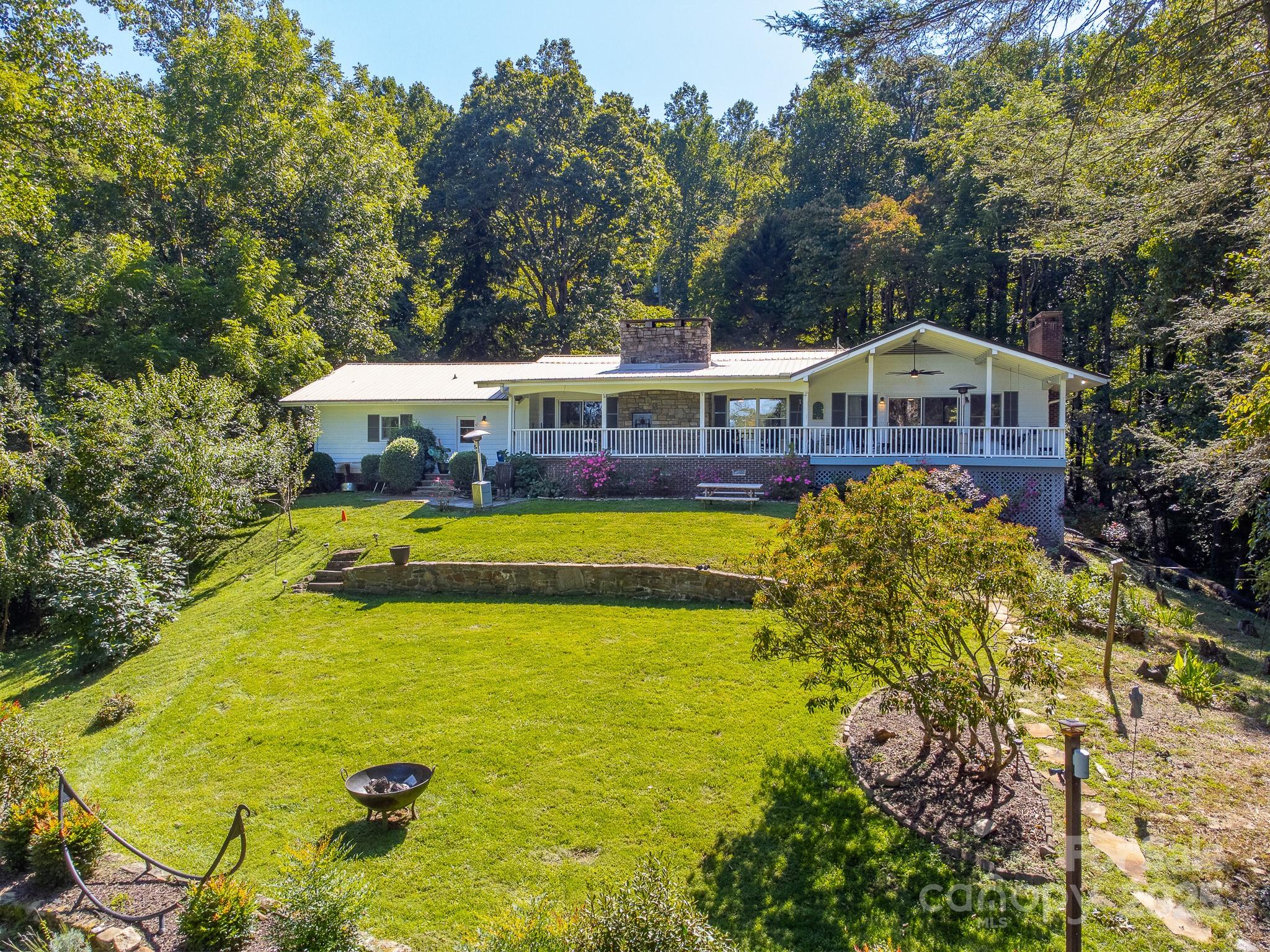 603 Hemlock Hills Drive
