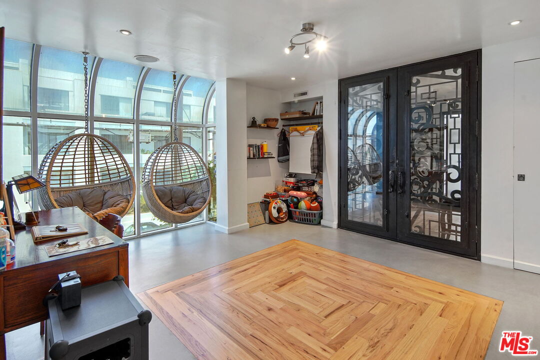 3401 PACIFIC AVE Unit: 3