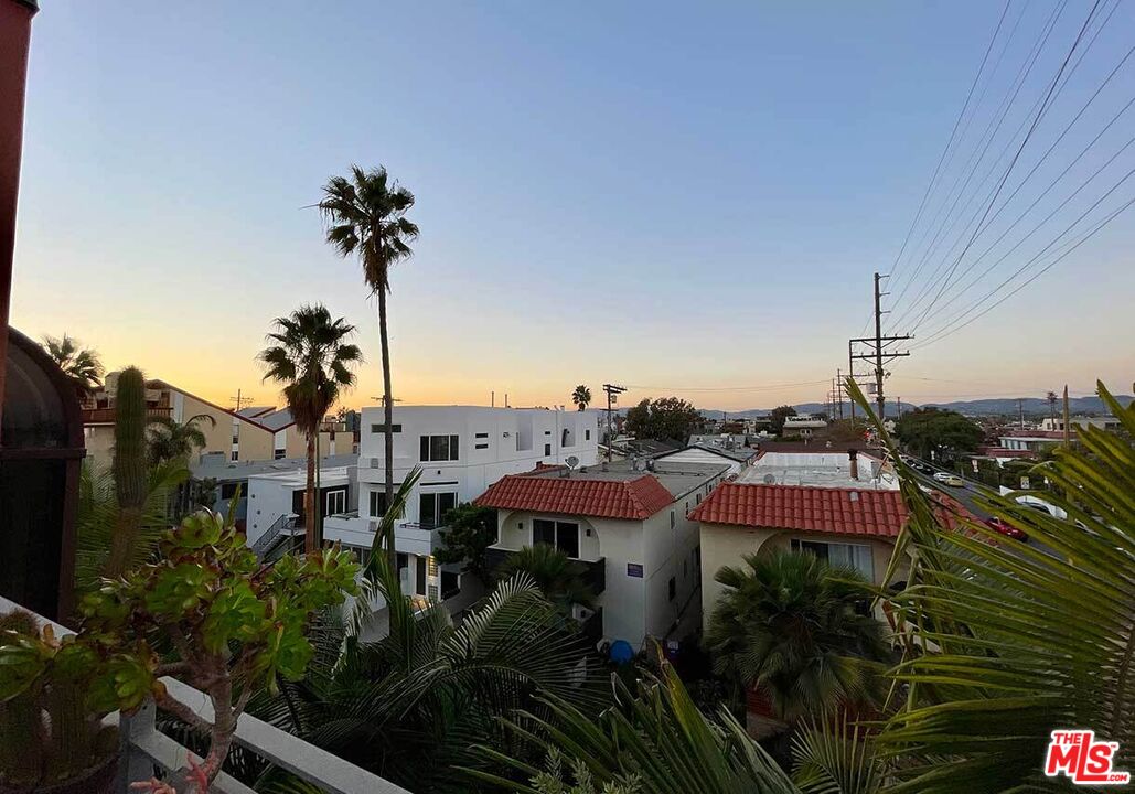 3401 PACIFIC AVE Unit: 3