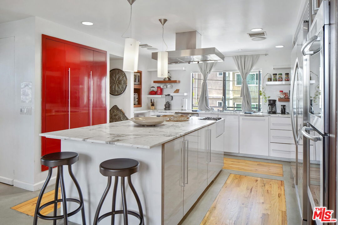 3401 PACIFIC AVE Unit: 3