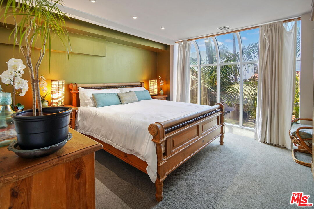 3401 PACIFIC AVE Unit: 3