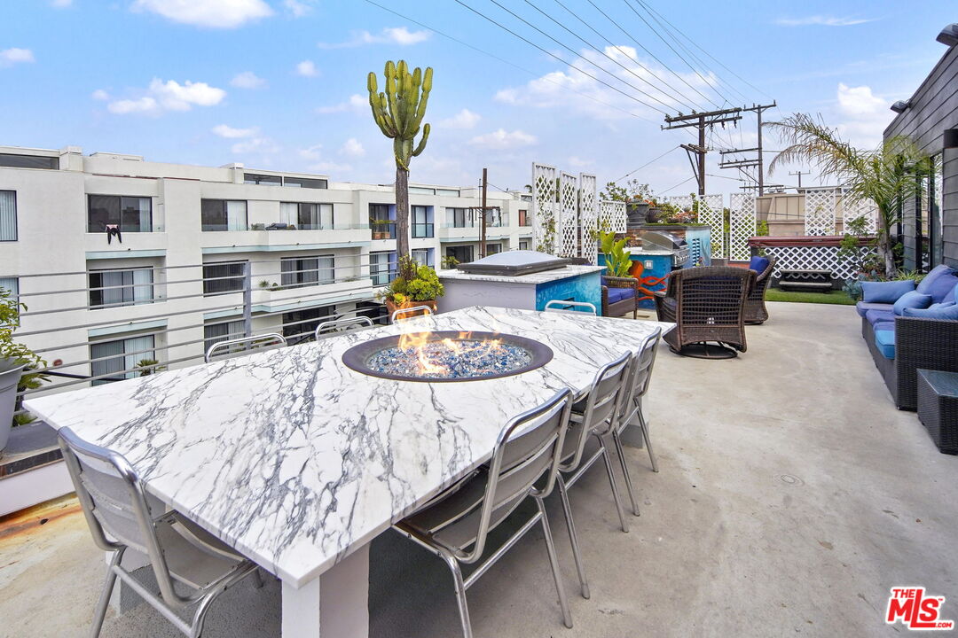 3401 PACIFIC AVE Unit: 3