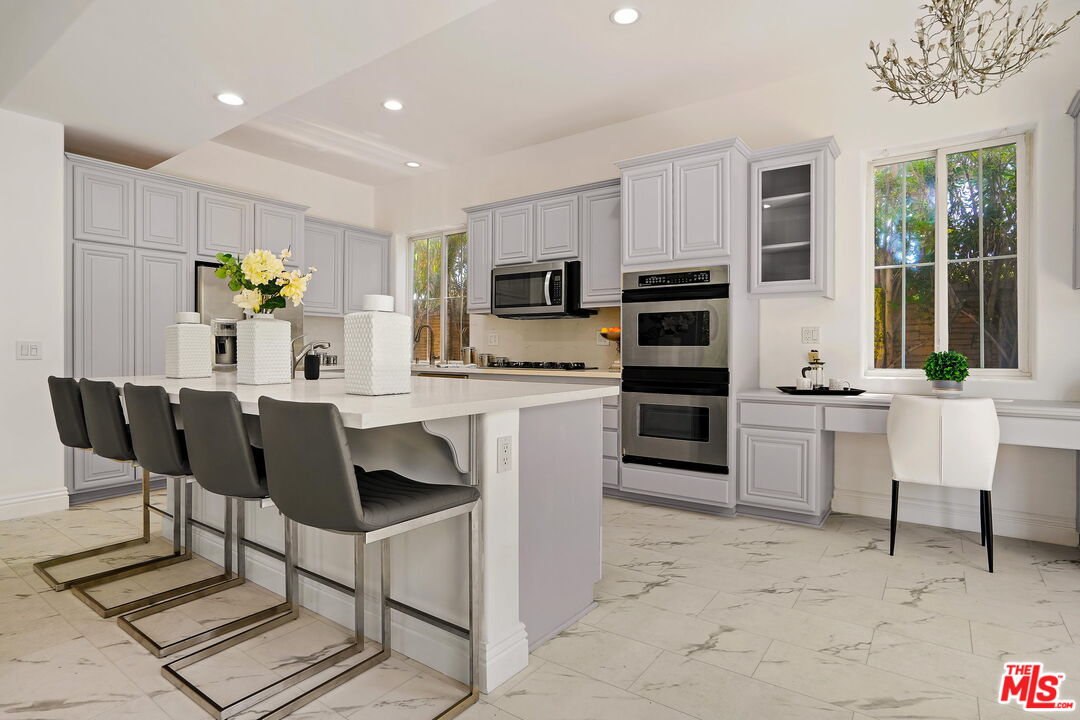 882 Harbor Crossing Ln